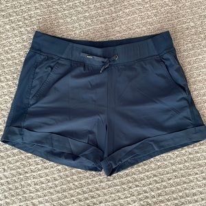 EUC, Women’s M, Champion Shorts, Steel Gray/Blue